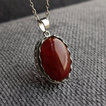 Collier Cornaline Pierre Naturelle 30x25mm – Pendentif Cabochon Rouge, Chaîne Acier Inoxydable 50 cm, Fermoir Homard – Bijou Bien-Être Élégant